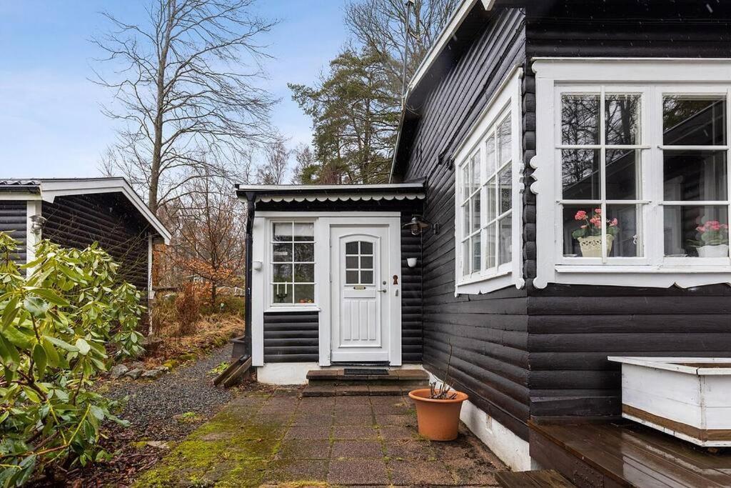 Åsljunga Peaceful Getaway In The Woods W/ Fireplace מראה חיצוני תמונה