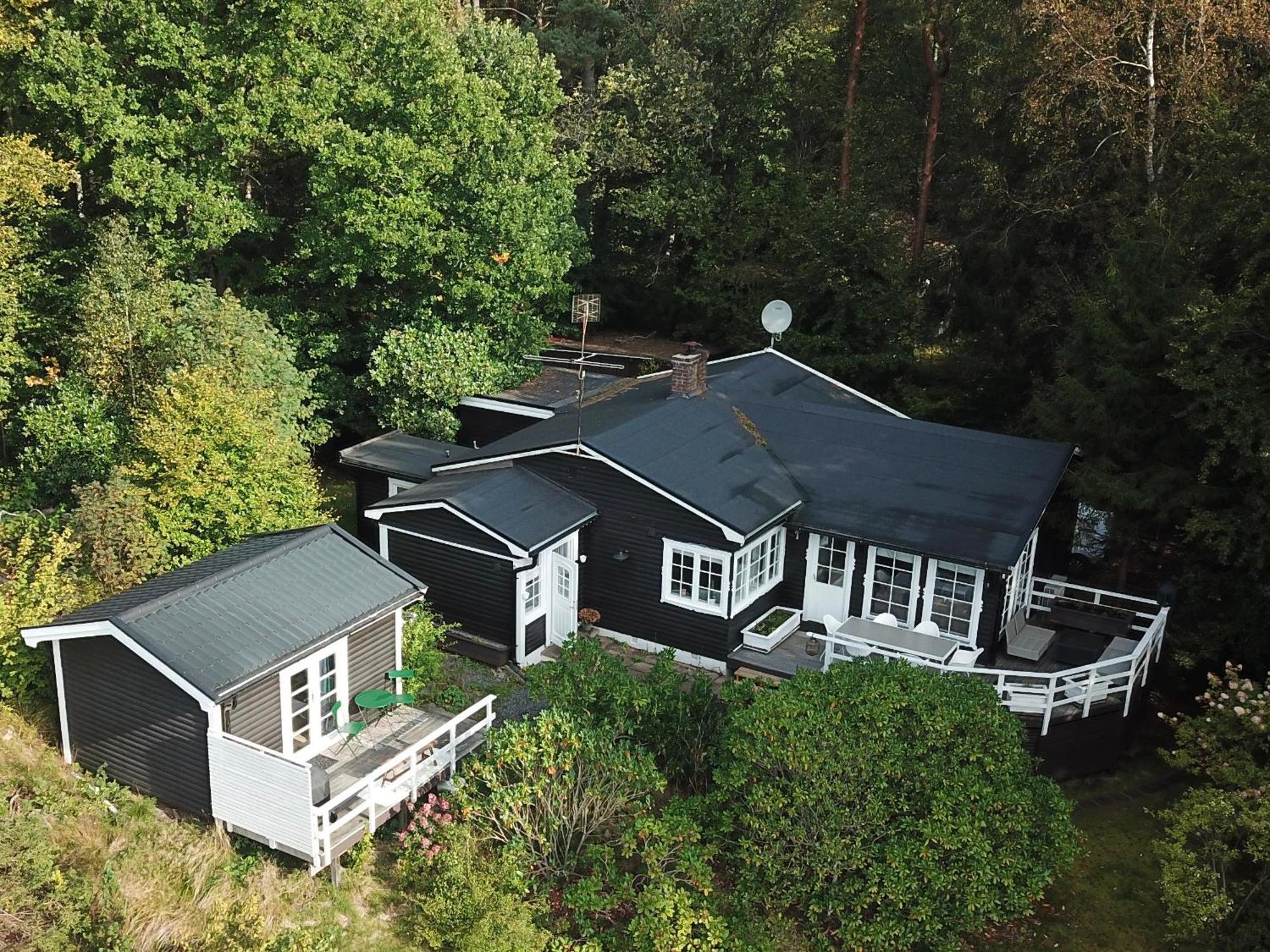 Åsljunga Peaceful Getaway In The Woods W/ Fireplace מראה חיצוני תמונה