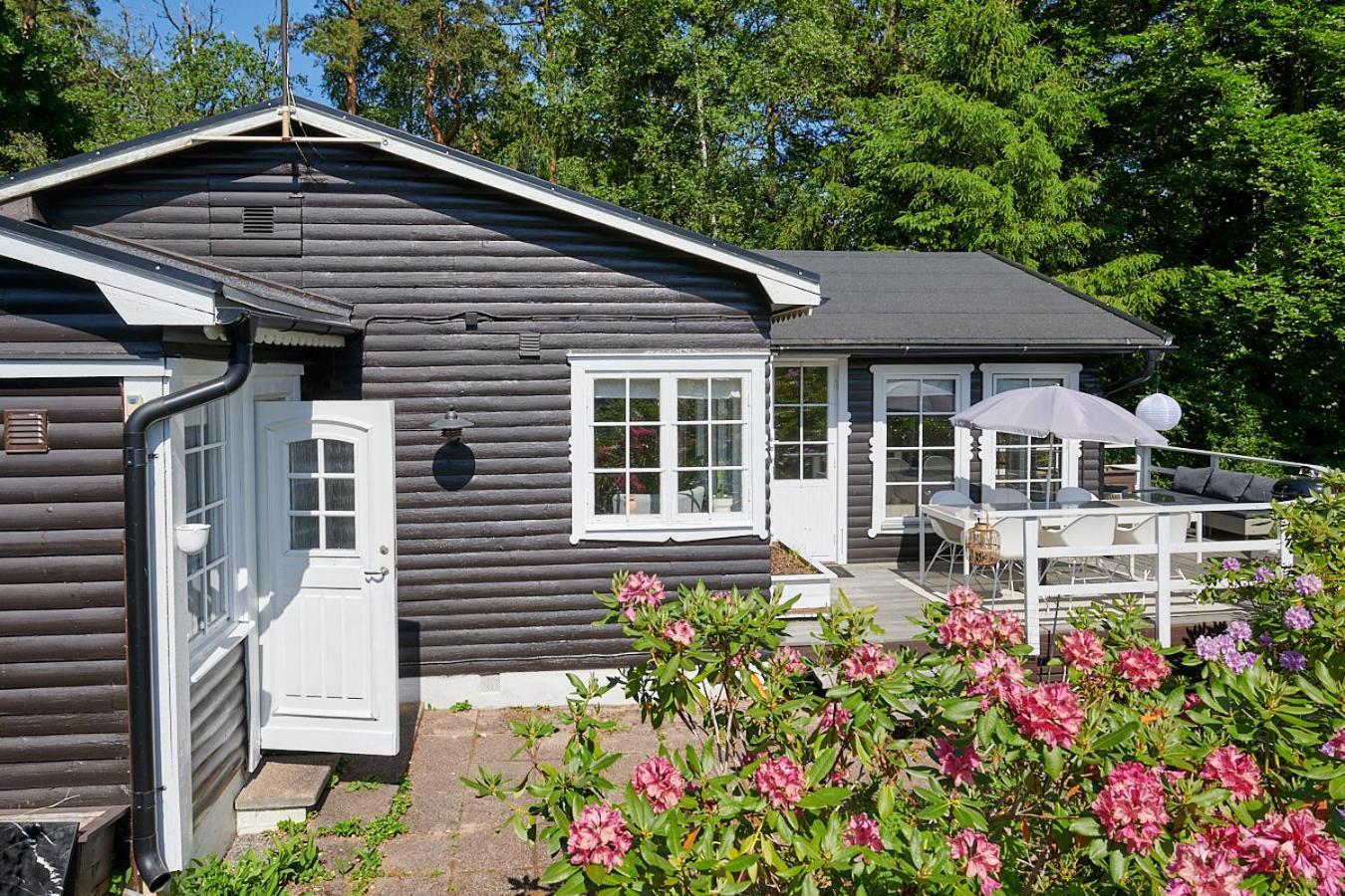 Åsljunga Peaceful Getaway In The Woods W/ Fireplace מראה חיצוני תמונה